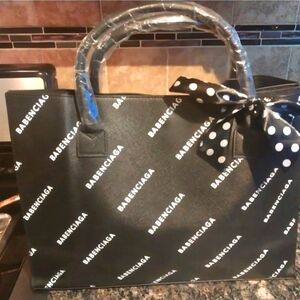 LA/TC Vegan Leather Tote